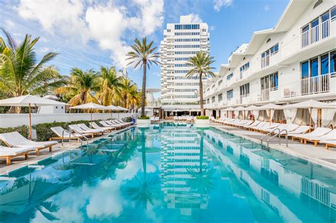 cheap hotels in south beach.